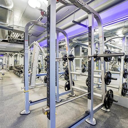 Fantastic 2 Bedroom Apartment With Gym At Arlington Eksteriør billede