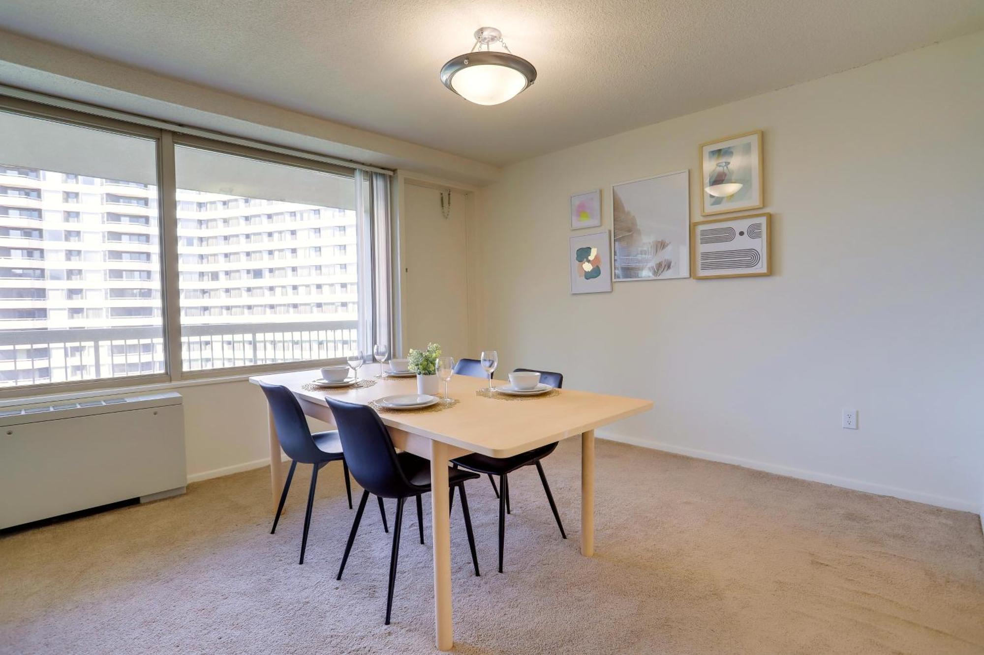 Fantastic 2 Bedroom Apartment With Gym At Arlington Eksteriør billede