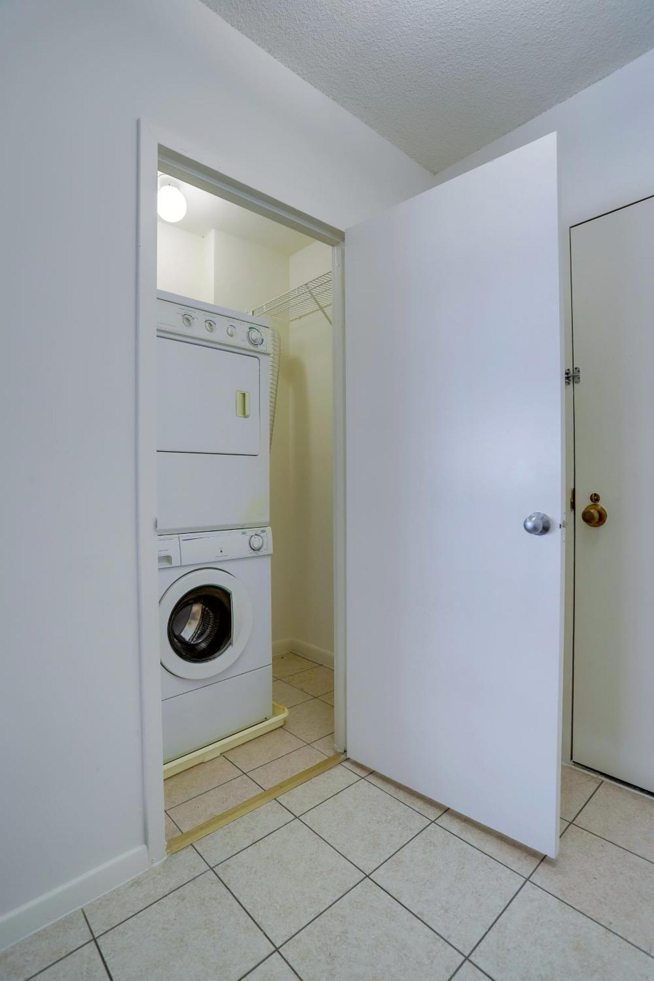 Fantastic 2 Bedroom Apartment With Gym At Arlington Eksteriør billede